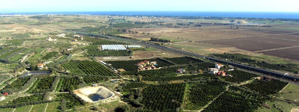 Il Giardino Del Sole Villa Agnone Bagni Bagian luar foto
