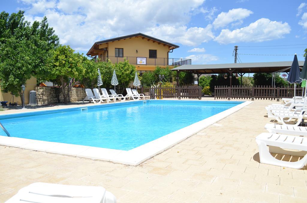 Il Giardino Del Sole Villa Agnone Bagni Bagian luar foto
