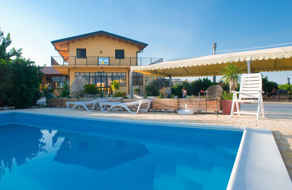 Il Giardino Del Sole Villa Agnone Bagni Bagian luar foto