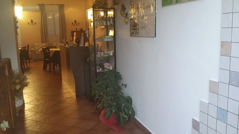 Il Giardino Del Sole Villa Agnone Bagni Bagian luar foto